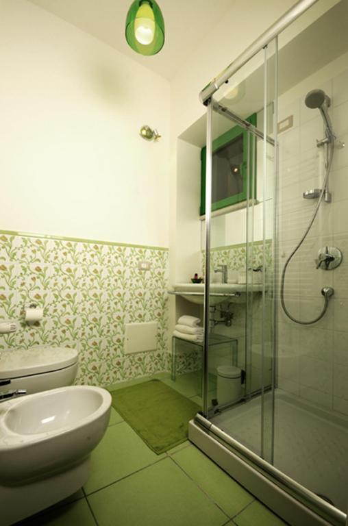 Bed & Breakfast Bedrooms *